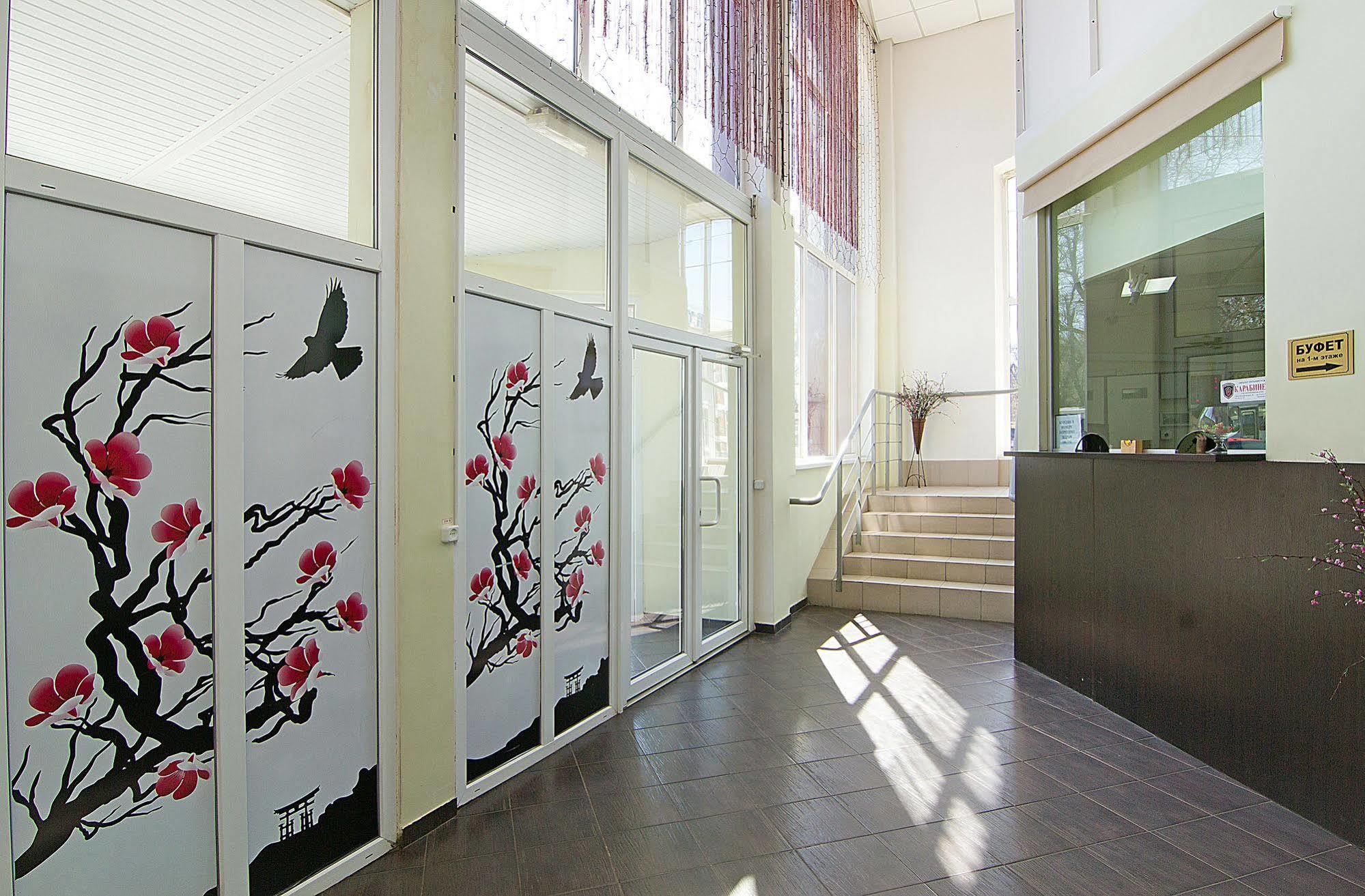 Tokyo Star Economy Hotel Odesa Exterior foto